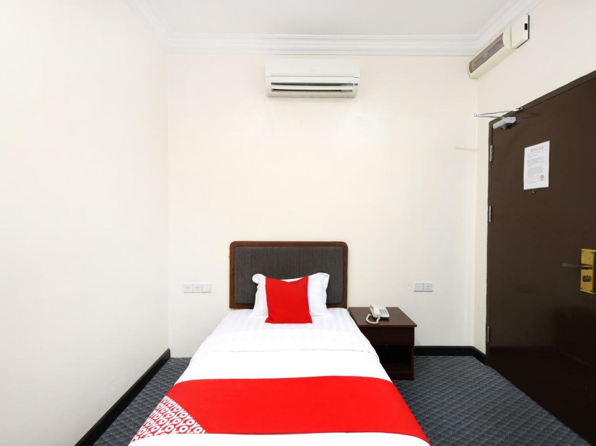 Oyo 750 Comfort Hotel Kota Kinabalu Exteriér fotografie