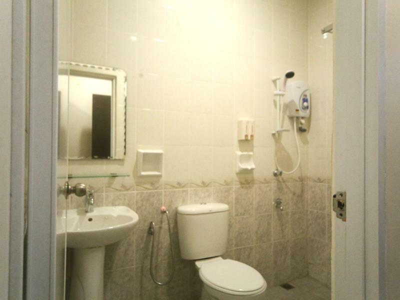 Oyo 750 Comfort Hotel Kota Kinabalu Exteriér fotografie