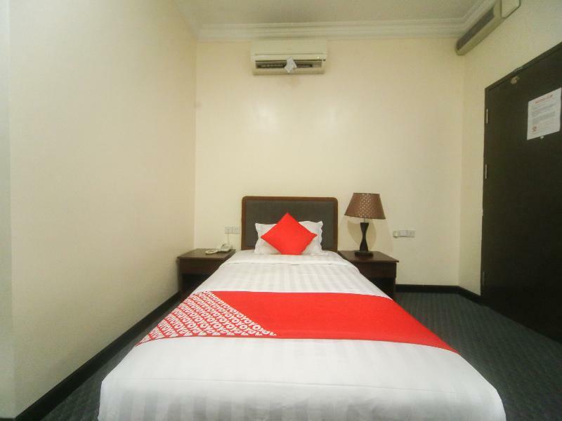 Oyo 750 Comfort Hotel Kota Kinabalu Exteriér fotografie